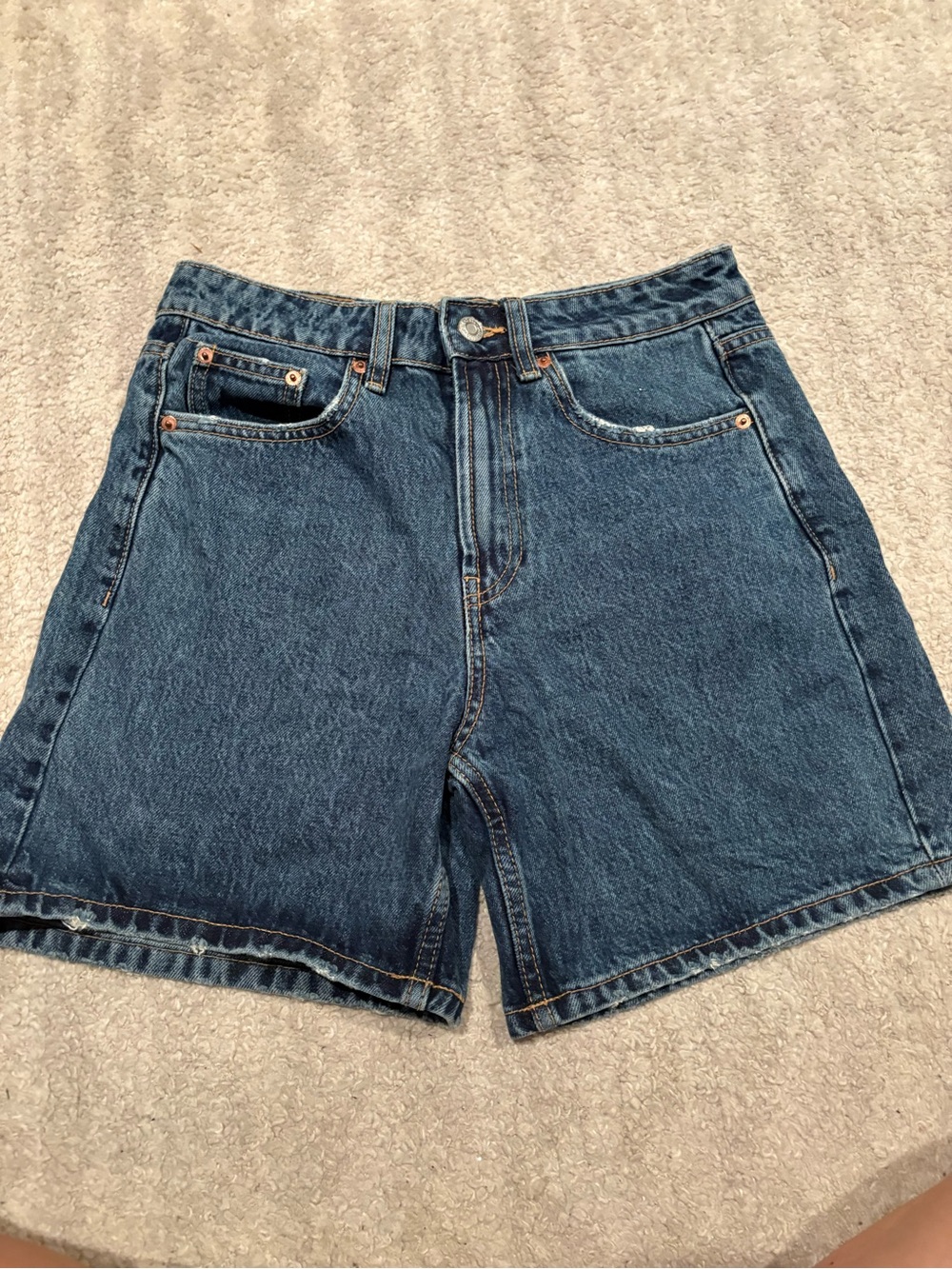 Zara shorts - Picture 2 of 5